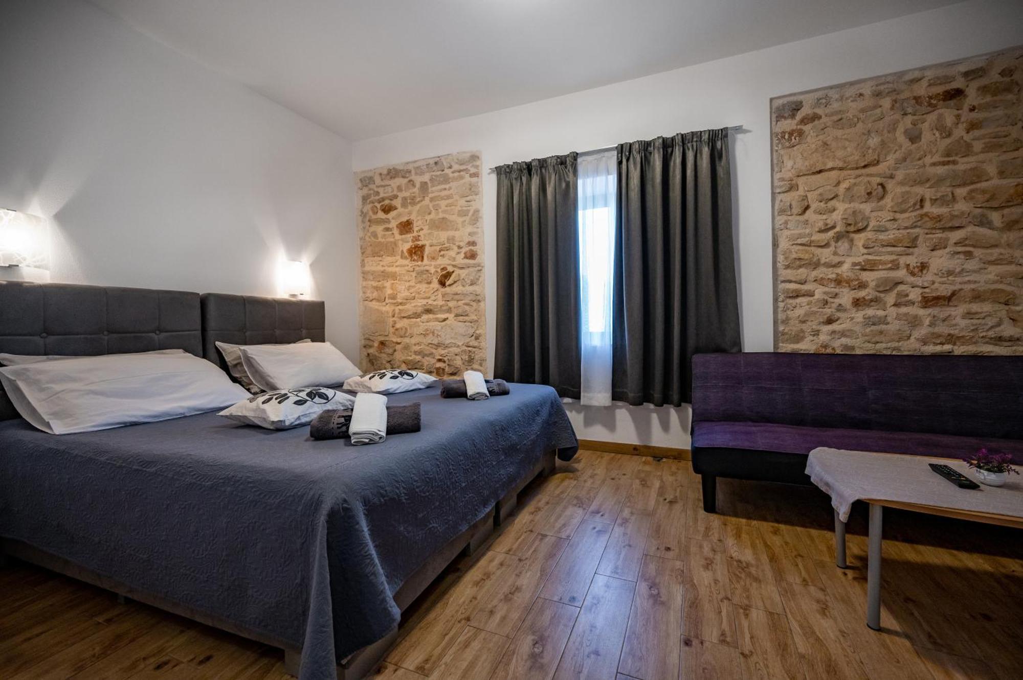 Sonia Rooms Póla Kültér fotó
