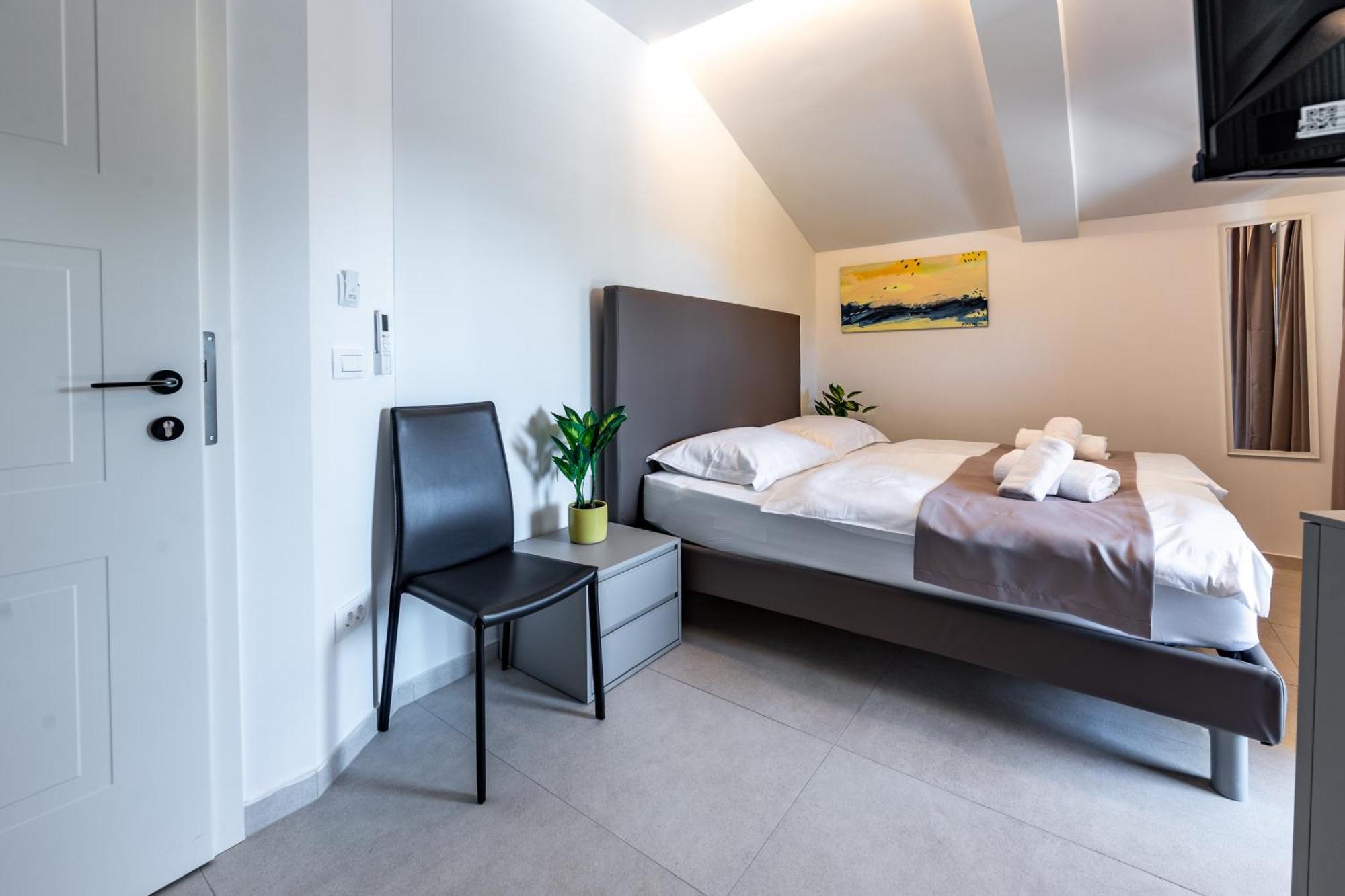 Sonia Rooms Póla Kültér fotó