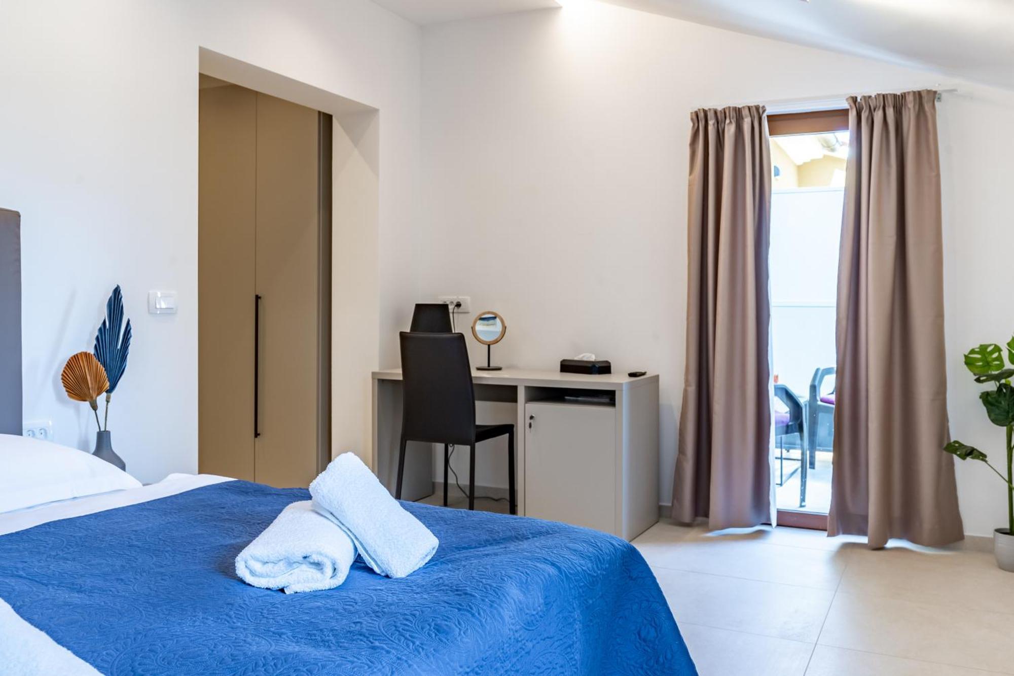Sonia Rooms Póla Kültér fotó