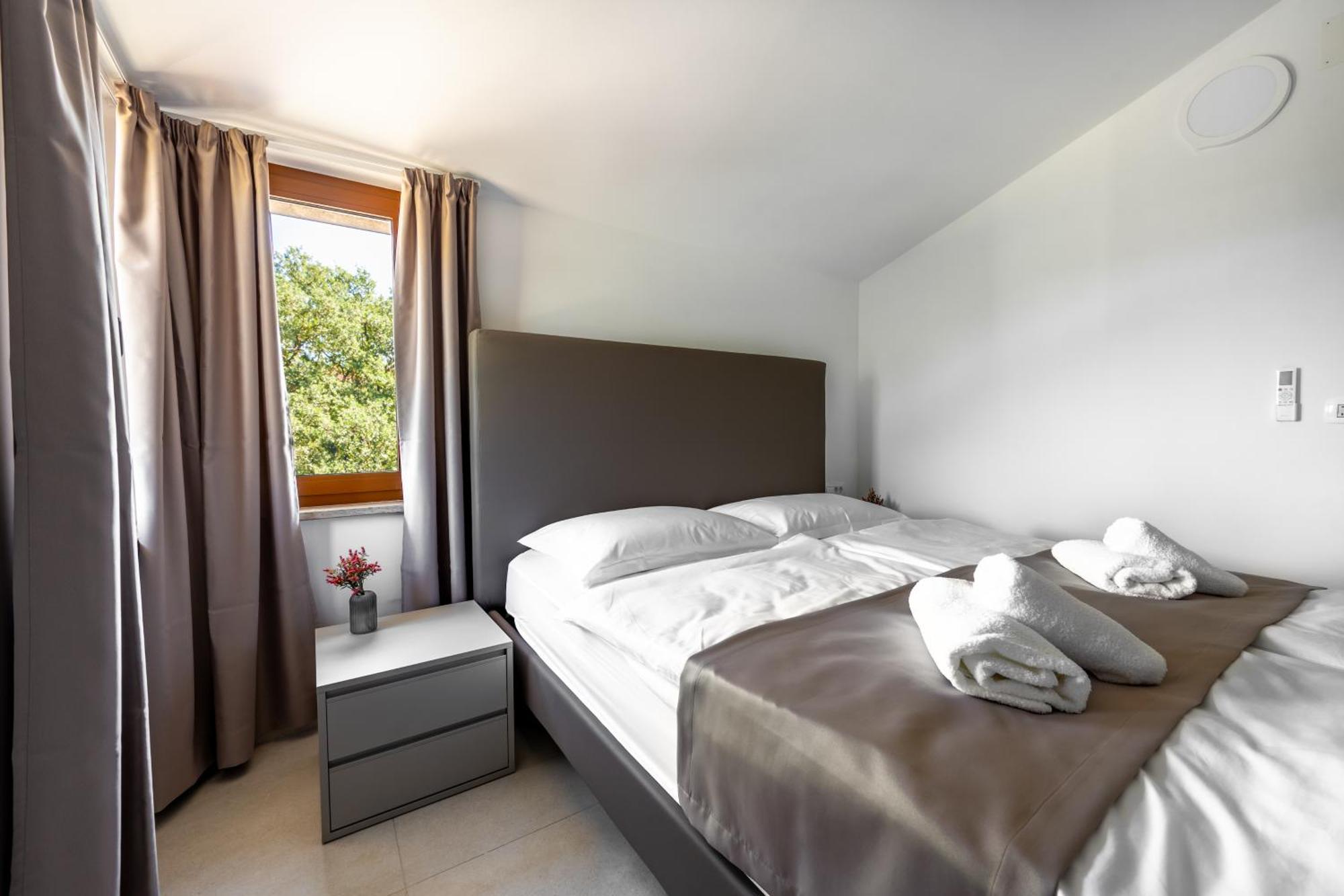 Sonia Rooms Póla Kültér fotó